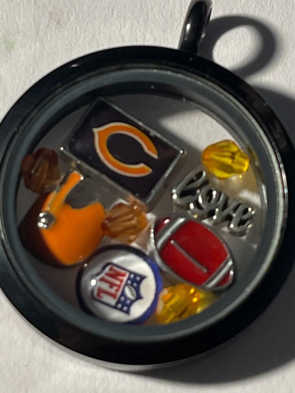 Chicago Bears NFL Memory Charm Locket w/ 22 IN chain NEW